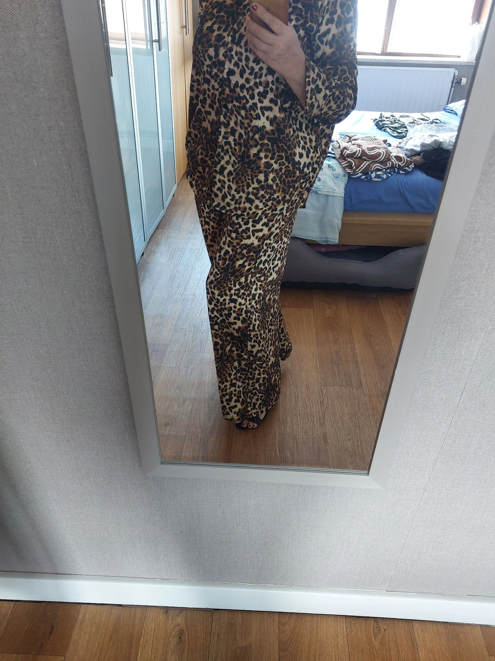 Ensemble pantalon et chemise léopard  – photo 6